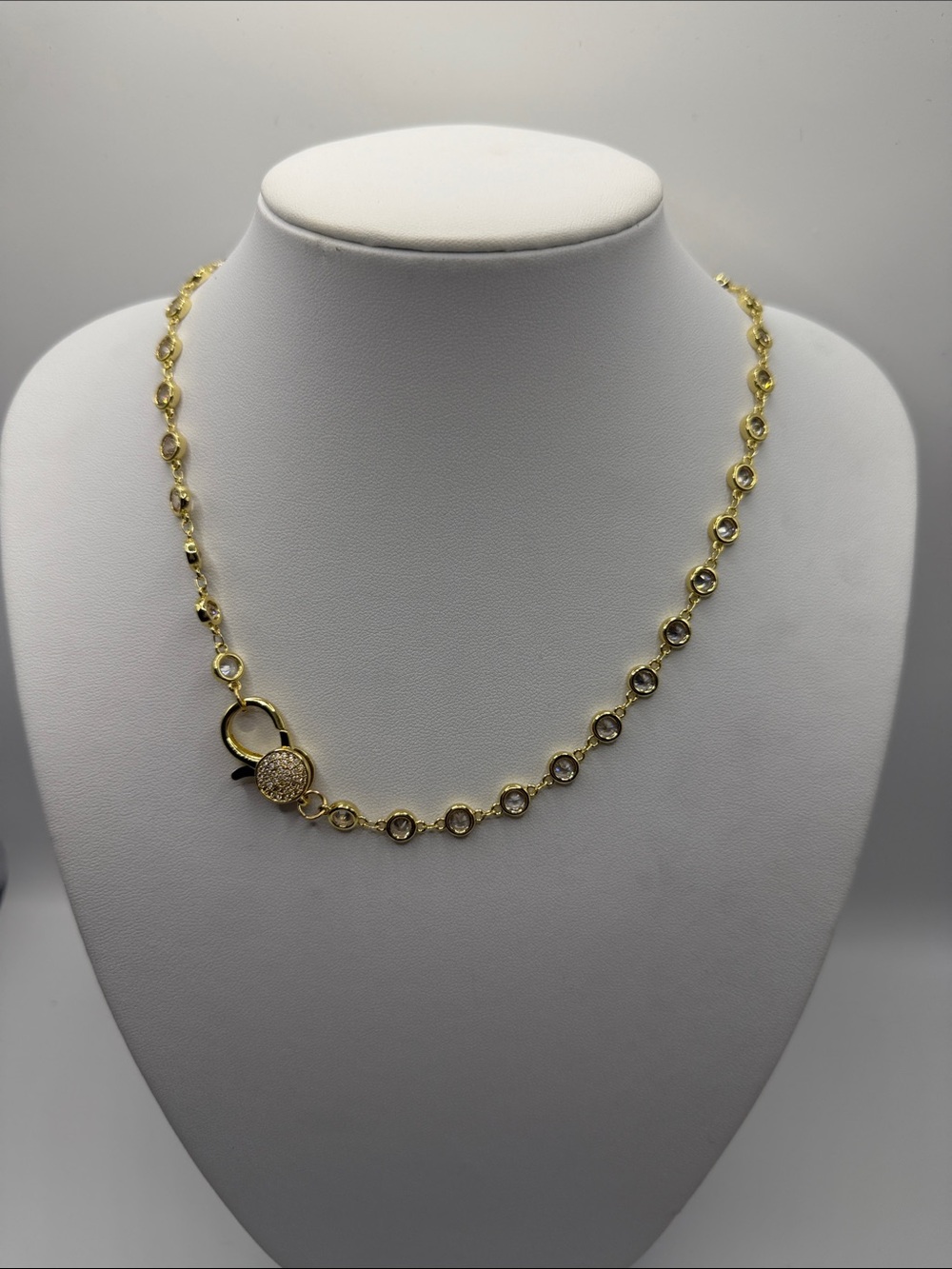 171. Gold Crystal Link Necklace Diamond by the Yard 18”